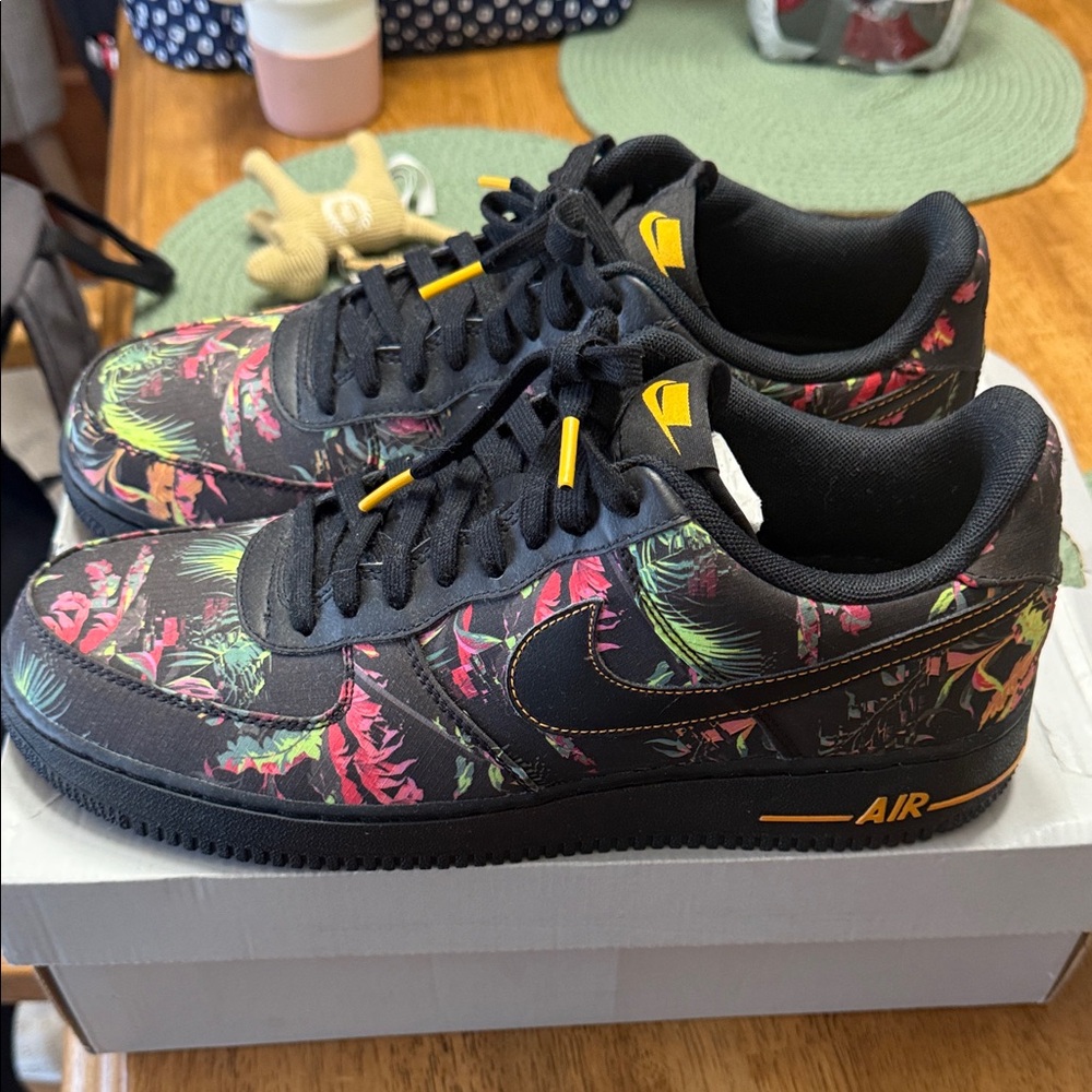 Air Force 1 floral